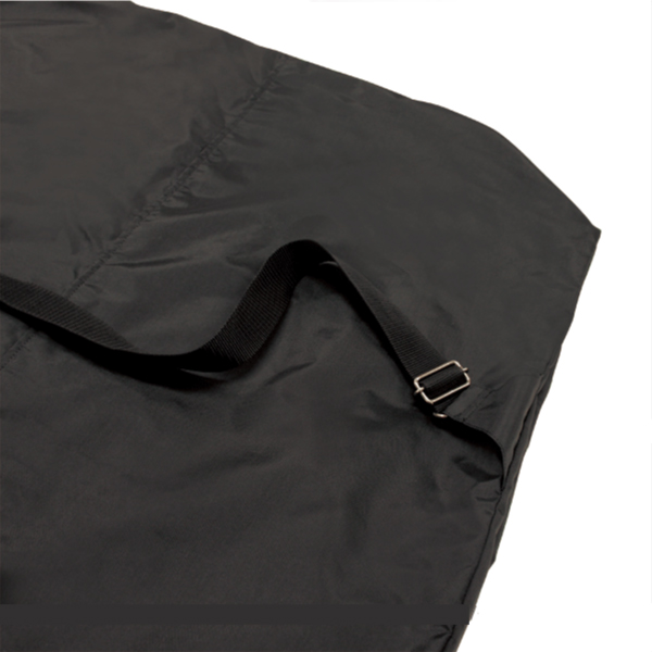 Большая сумка-мешок для балетных костюмов с регулируемыми плечевыми ремнями. Легко вмещает романтическую пачку. Размер: 75 х 67 х 24 см.