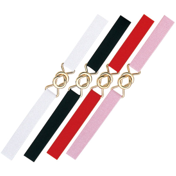Декоративный пояс, надеваемый поверх балетного купальника. Поставляется в четырёх цветах: белый, чёрный, красный и розовый. Рассчитан на талию 58-77 см.