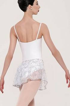 Короткая юбка из эластичного тюля с цветочной вышивкой, на эластичном поясе.