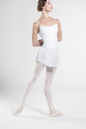 Прозрачная юбка из эластичного тюля с эластичным поясом, подобранным по цвету. Длина юбки зависит от размера.